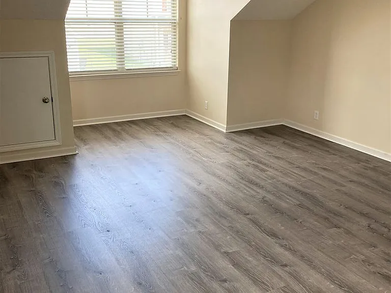 1934 Falsetto Ln — Photo 19