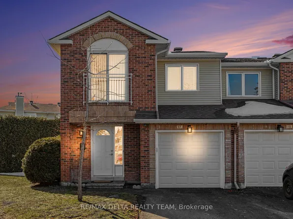 8 A Millrise Ln, Ottawa, ON K2G 5E6