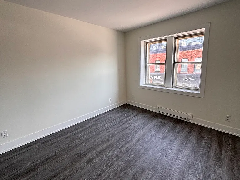147 5th Ave #1 — Photo 4
