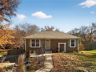 1813 N Jennings Rd, Independence, MO, 64058