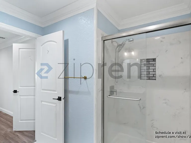 686 Whitewater Ct — Photo 19