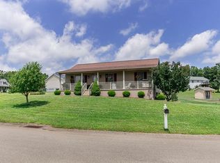 561 Madison Dr, Smithfield, PA
