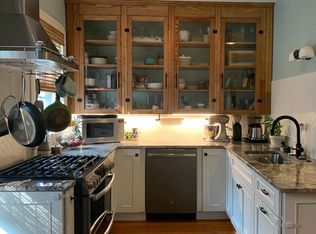 41 Burlington St FLOOR 2, Providence, RI 02906