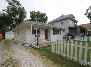 2206 W Barker Ave, West Peoria, IL