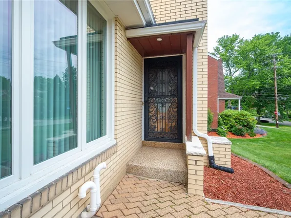 4406 W Run Rd, Homestead, PA 15120