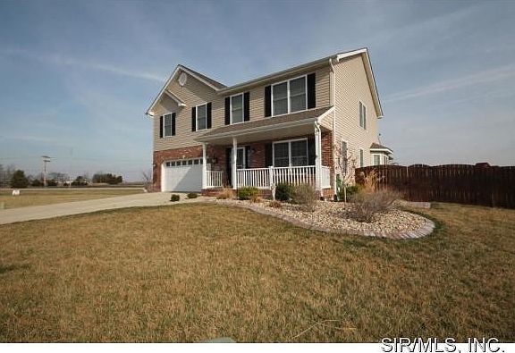 2nd image of 840 Indian Prairie Dr
