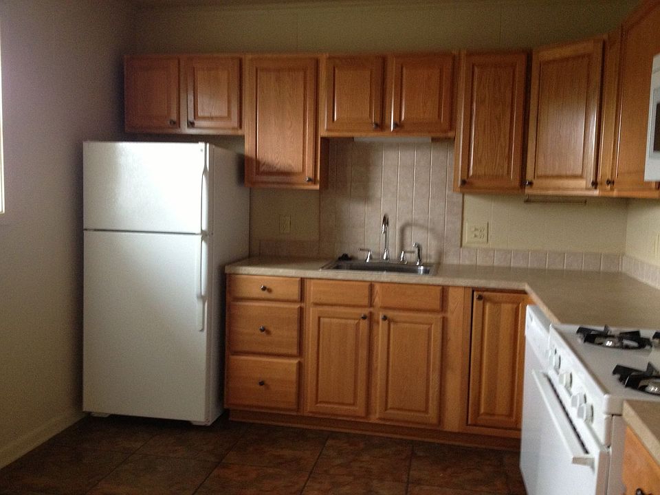2nd image of 606 S Trenton St APT 16