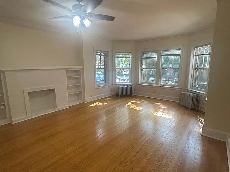 4019 N Mozart St #1S — Photo 1