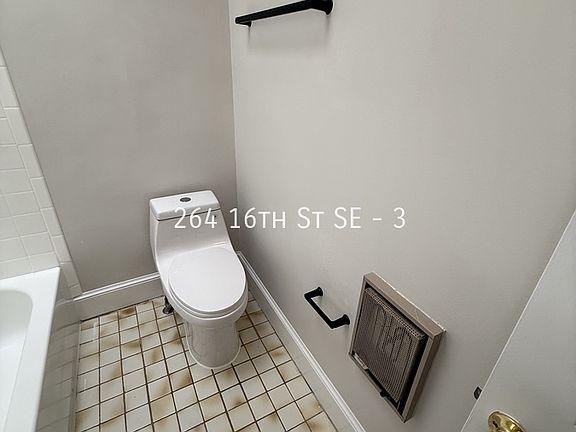 5th image of 264 16th St SE APT 3