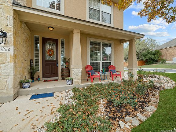 5th image of 1222 Ganahl Ct