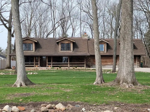 4615 E 2619th Rd, Sandwich, IL 60548