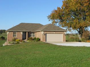 286 Fieldstone Rd, Clever, MO 65631