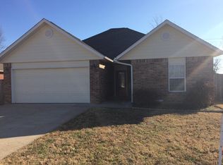 3949 Rosewood Pl, Tahlequah, OK 74464