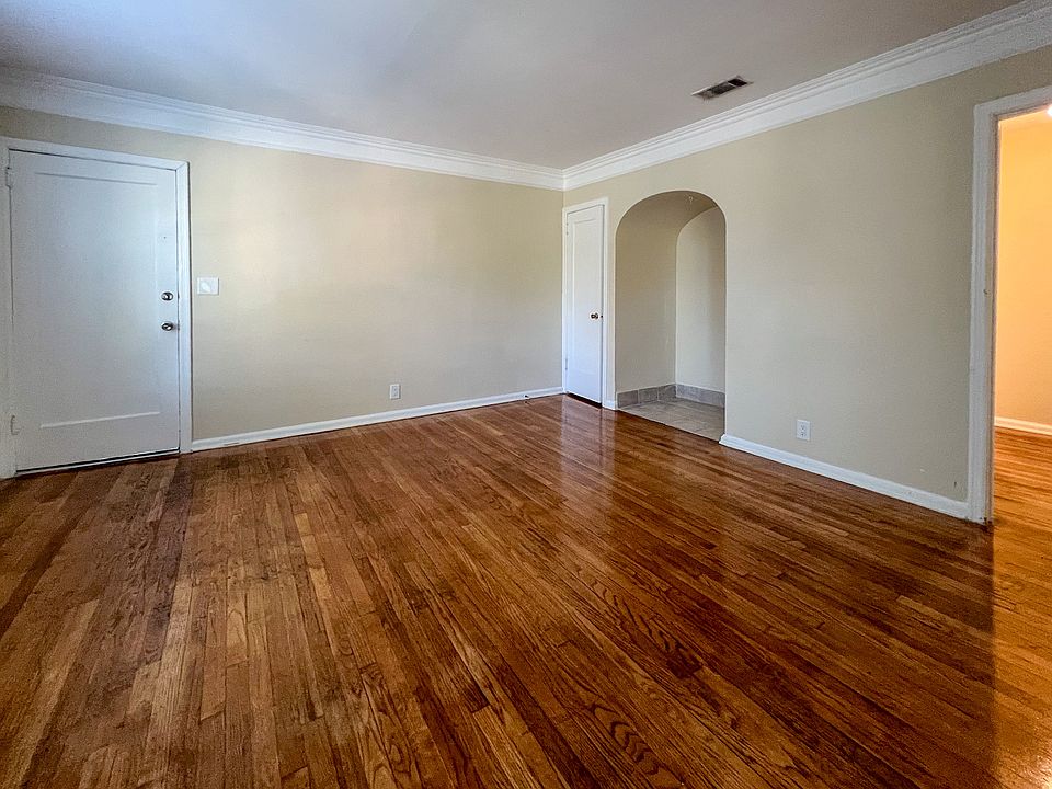 Large Living Room