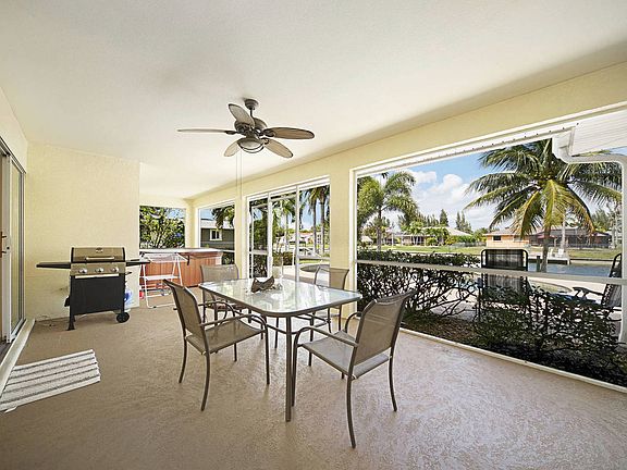 Screened patio
