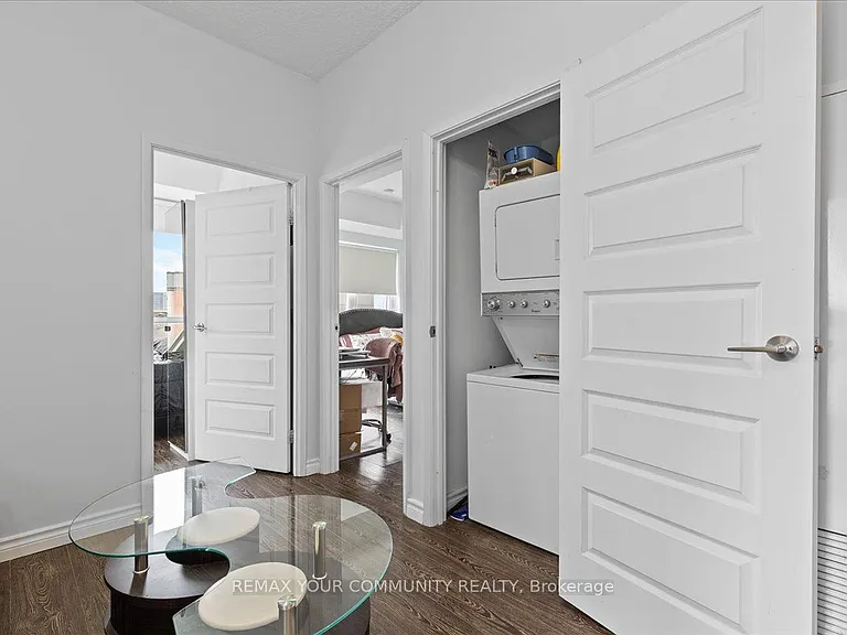 158 King St N #1105 — Photo 18