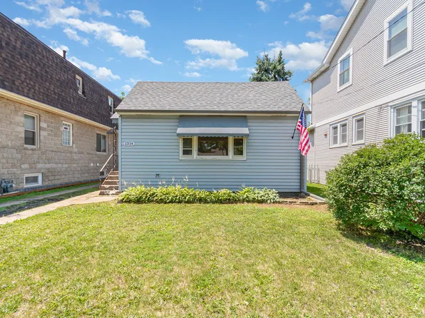 1314 S Cora St, Des Plaines, IL 60018