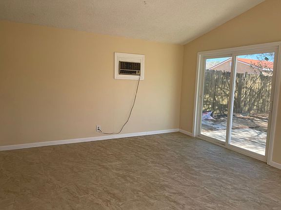 3rd image of 7731 California City Blvd