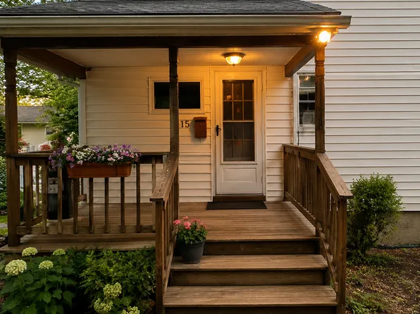 670 Eastside Rd, Wrentham, MA 02093