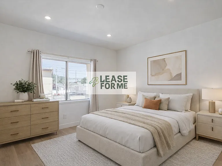 1281 W 38th St #38 — Photo 1