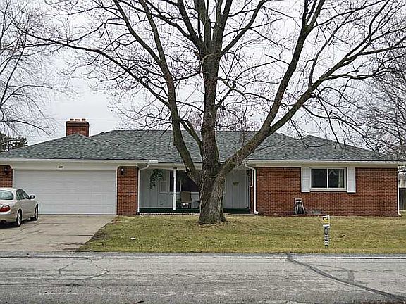 5th image of 226 N Munsie St