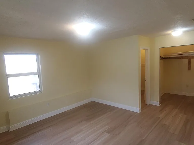 1708 NW 9th Ave #A — Photo 8