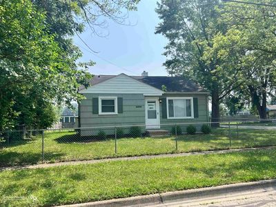 2006 Friel St, Burton, MI, 48529