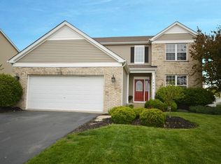 1800 Hunter Dr, Shorewood, IL 60404