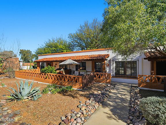 2nd image of 233 S Paseo Pena
