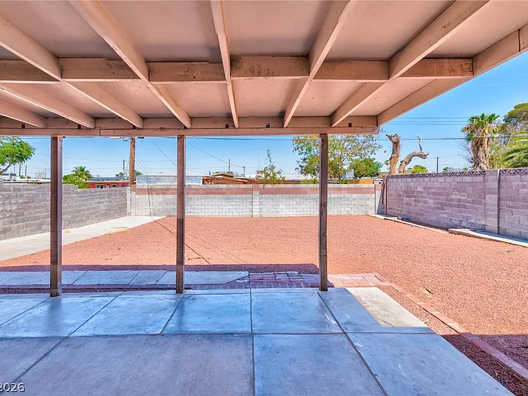 612 Stanford St — Photo 12