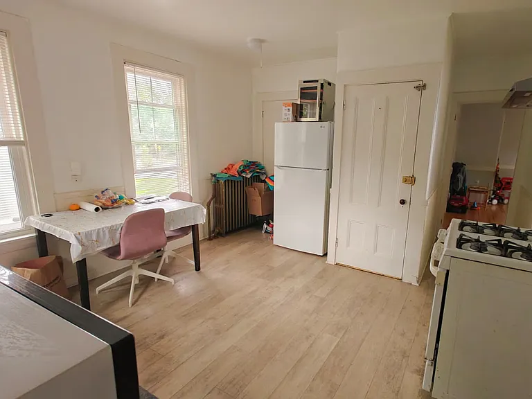 96 W Central St #2 — Photo 9