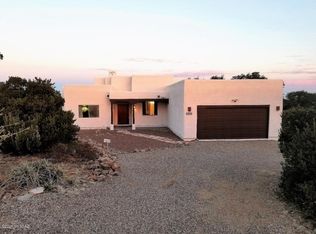 1524 E Lobos St, Oracle, AZ 85623