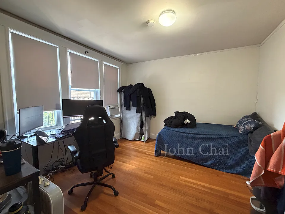 1638 Commonwealth Ave #25