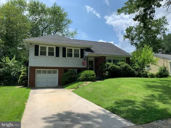 410 Chapel Ave E, Cherry Hill, NJ 08034