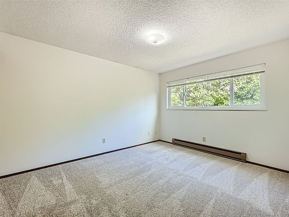 4th image of 10708 Stone Ave N #10708