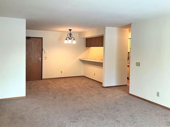 3rd image of 2411 Tawhee Dr APT 109