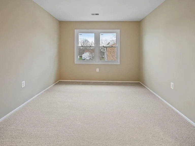 6206 Dimrill Ct — Photo 9