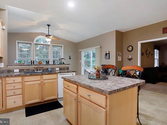 4th image of 10225 Saddlebrooke Ln