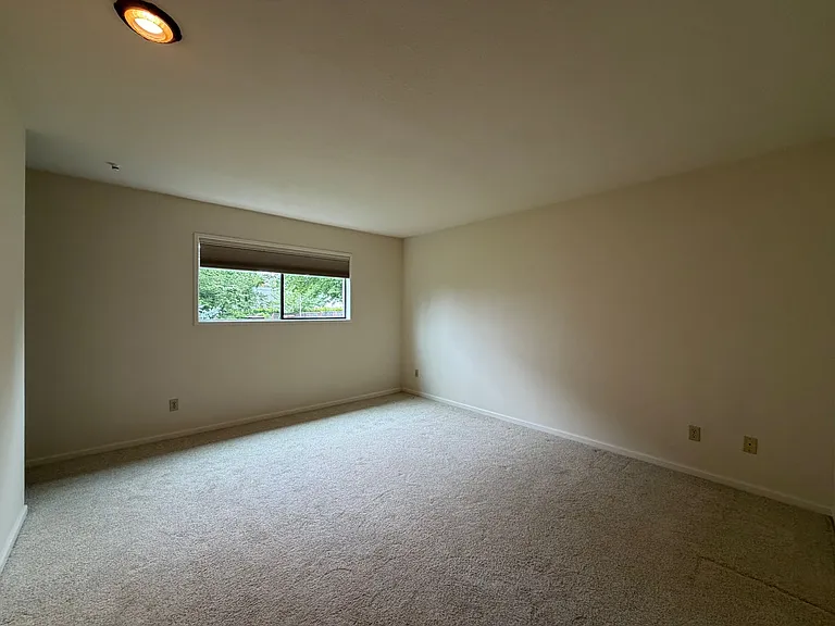8112 53rd Ave W #611 — Photo 32
