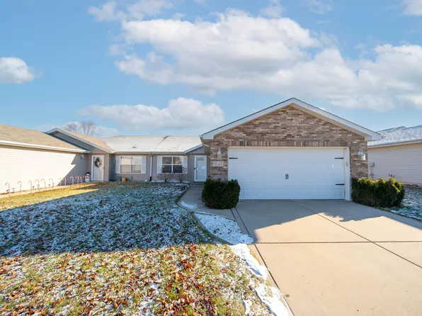 9145 Williams St, Merrillville, IN 46410