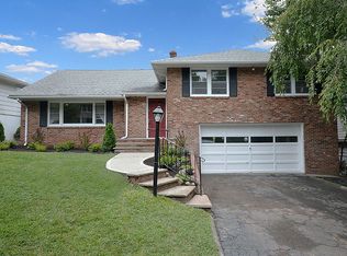 32 Mountain Way, West Orange, NJ 07052