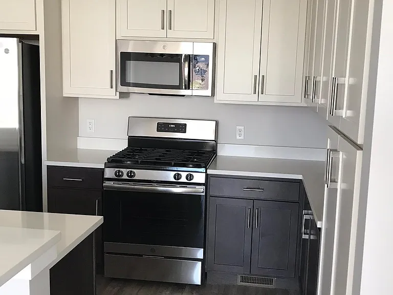 14822 S Queens Garden Ln — Photo 3