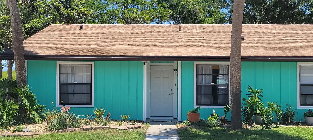 unit 401 single level peaceful oasis - 85 Fremont Ave #401