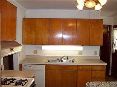 2nd image of 3267 Balsamridge Dr