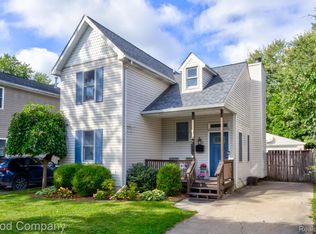 3753 Buckingham Ave, Berkley, MI 48072