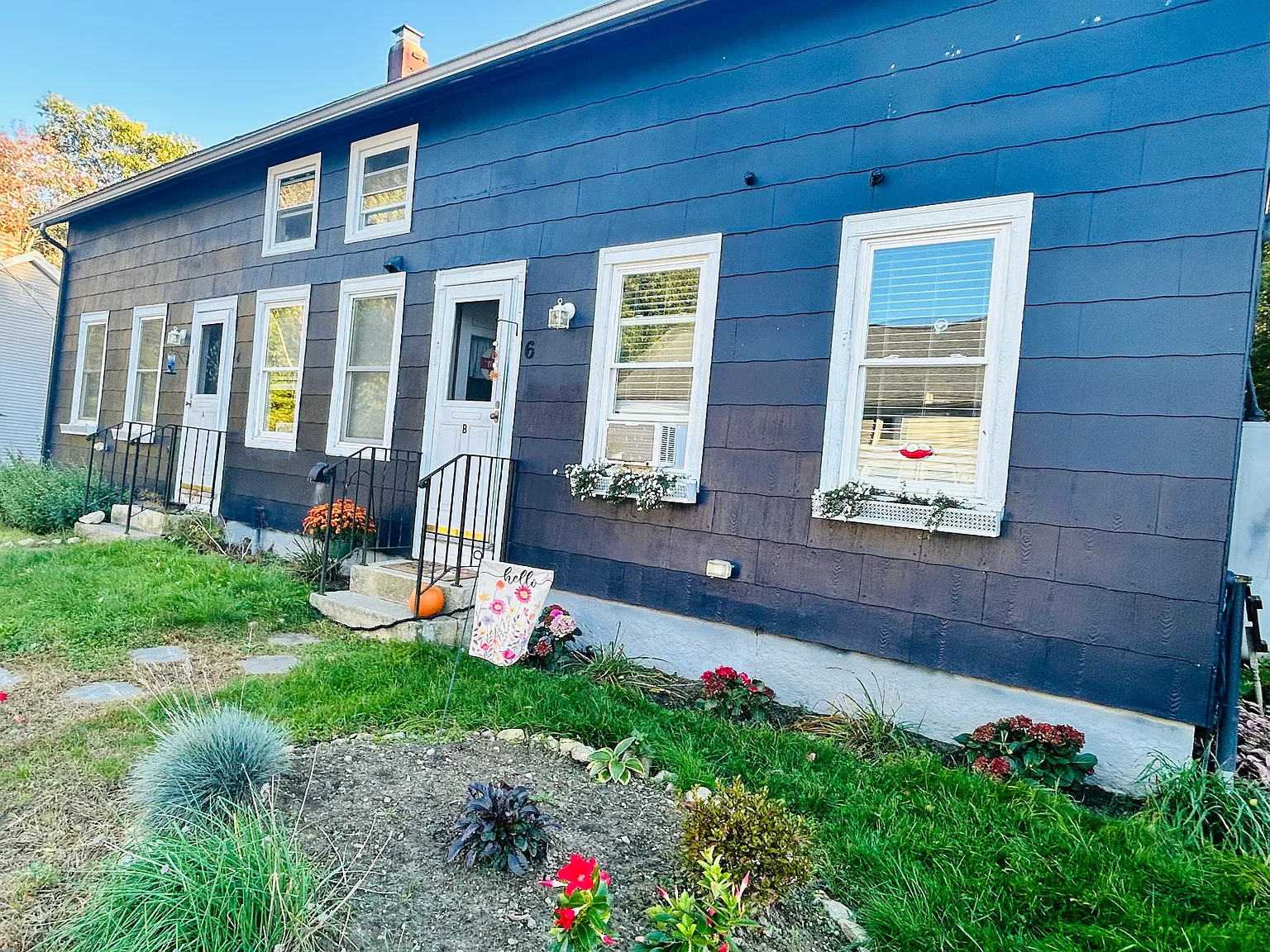 3 bed, 843 sqft, $2,750 — Photo 1