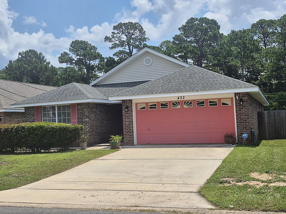 1st image of 432 Pristine Water Ln