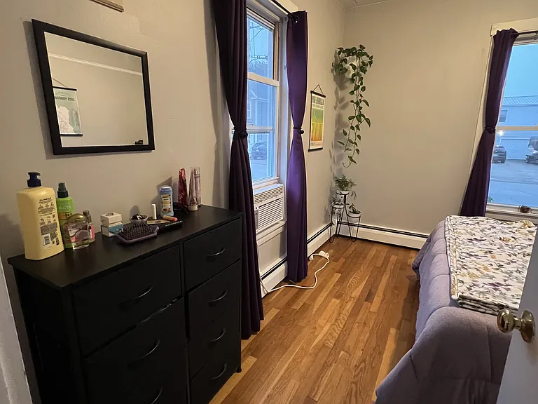 28 Forest St #28 — Photo 8