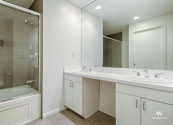 Sold by Warburg | media 20