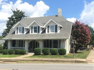 112 S 5th St, Scottsville, KY 42164